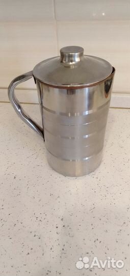 Медный кувшин из Индия