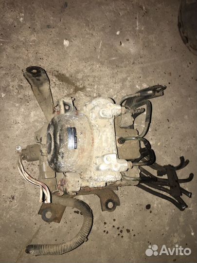 Блок абс Toyota Camry XV10