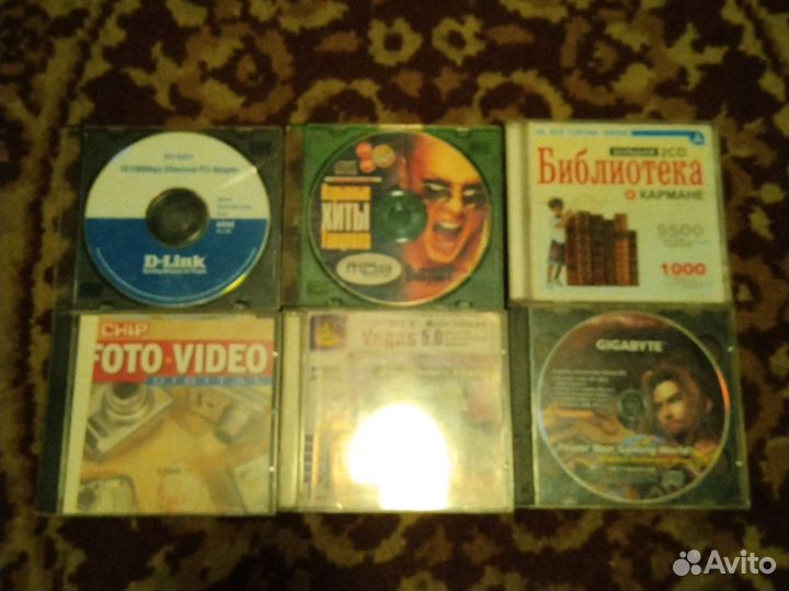 Cd DVD диски с программами и драйверами и музыкой