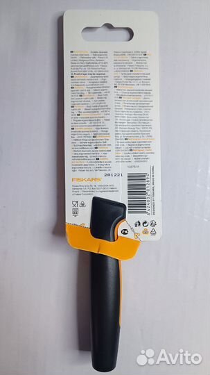 Fiskars Нож для овощей с прямым лезвием