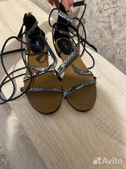 Босоножки Mango 40