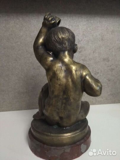 Антикварная бронзовая эксклюзивная статуэтка