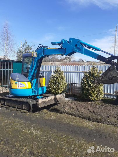 Услуги эвакуатора и мини эксковатора