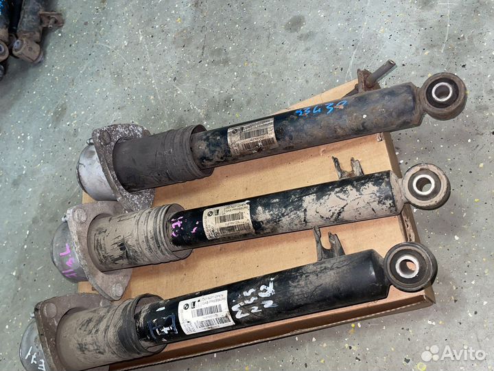 Задний левый амортизатор BMW X6 E71