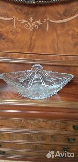 Вазы хрустальные