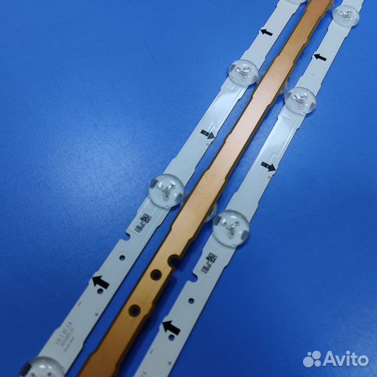 0042 Светодиодная подсветка D4GE-320DC0-R2