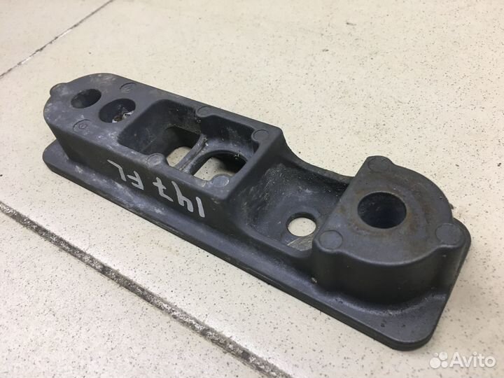 Кронштейн передней балки Forester (S11) 2002-2007