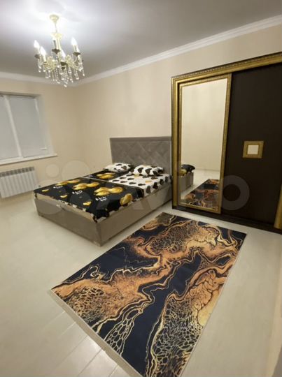 2-к. квартира, 100 м², 1/3 эт.