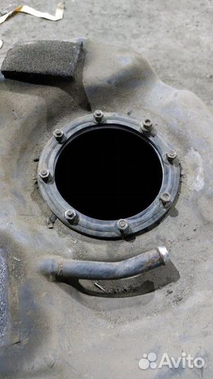 Бак топливный Bmw 7-Series E32 M30B30 1988