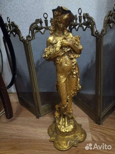 Статуэтка старинная