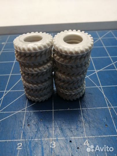 Резина белая Урал