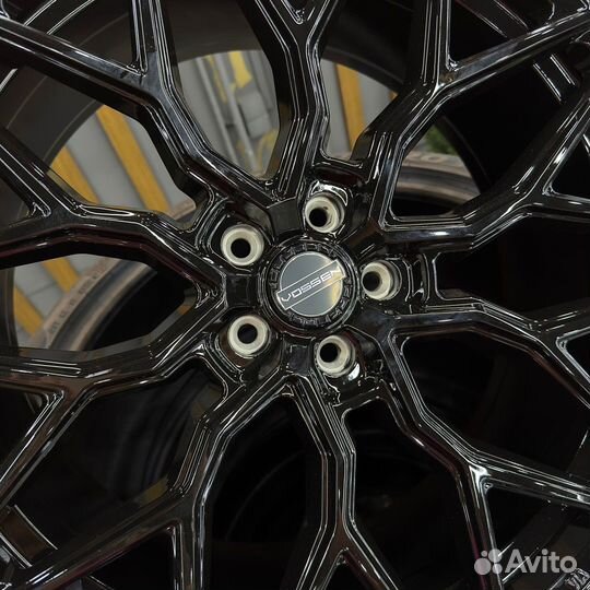 Литые диски R22 5x120 Range Rover