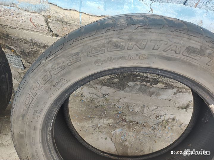 Continental CrossContact UHP 225/55 R18 H