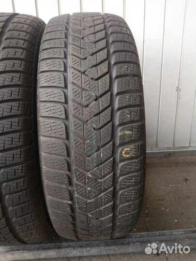 Pirelli Winter Sottozero 3 215/65 R16