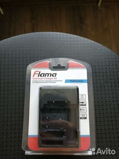 Универсальное арядное устройство для Nikon