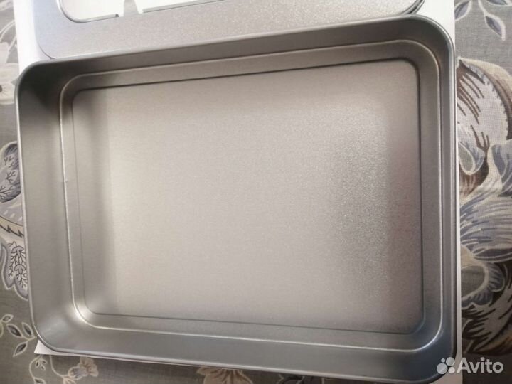 Жестяная коробка