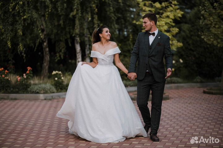 Свадебное платье