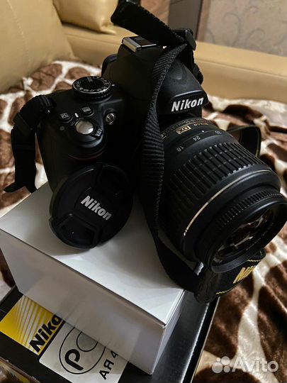 Зеркальный фотоаппарат nikon d3000