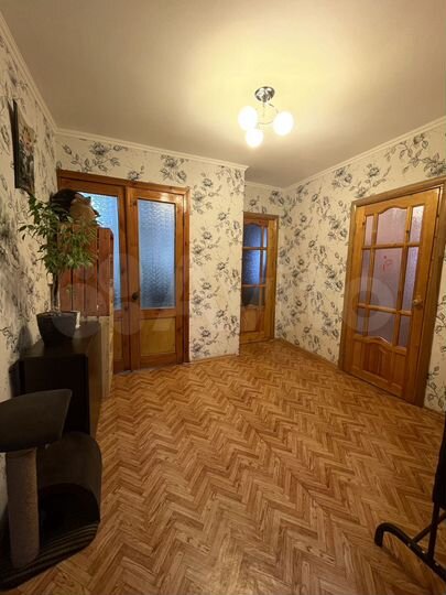 3-к. квартира, 70 м², 8/14 эт.
