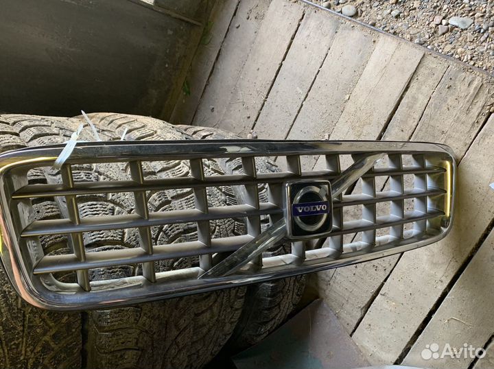 Volvo xc90 решетка радиатора