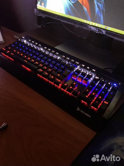 Игровая клавиатура qcyber