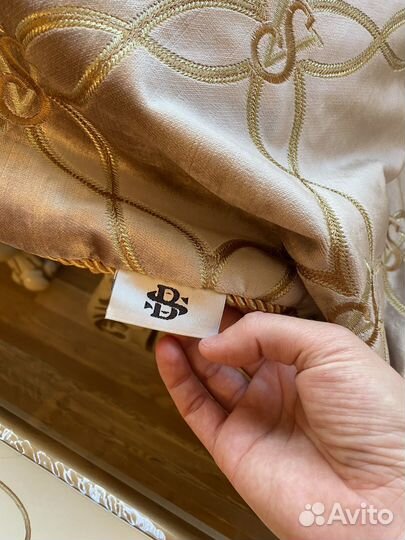 Чехлы на диван и 2 кресла и на стулья