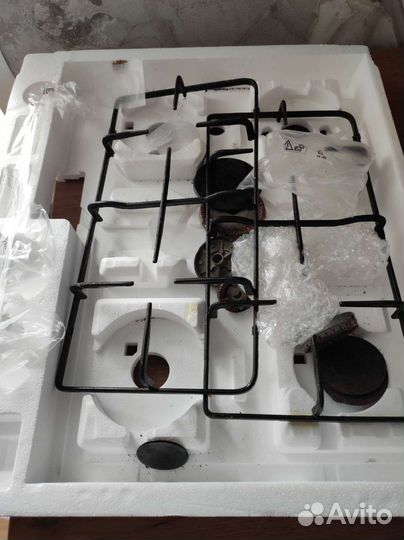 Газовая варочная панель 4 конфорки