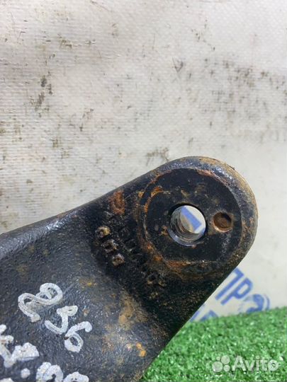 Кронштейн опоры двигателя правый Kia Rio 3 седан