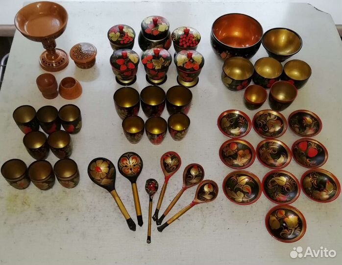 Посуда с росписью хохлома