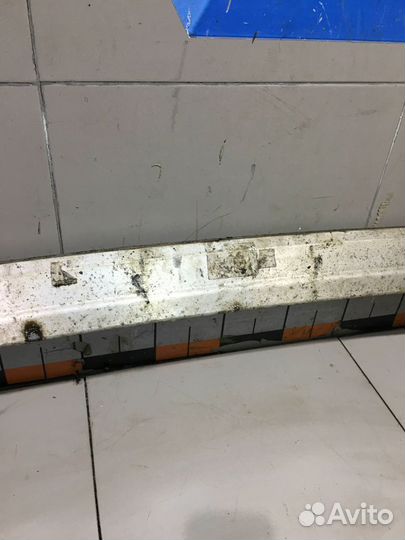 Усилитель переднего бампера Audi Q7 4L