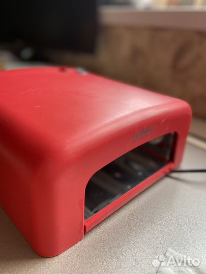 Лампа для ногтей