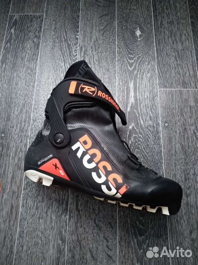 Лыжные ботинки коньковые rossignol