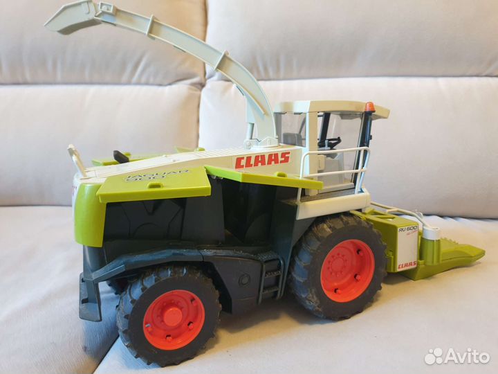 Bruder комбайн claas 900