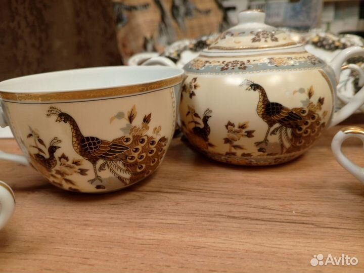 Набор фарфоровой посуды