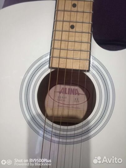 Акустическая гитара бу Alina