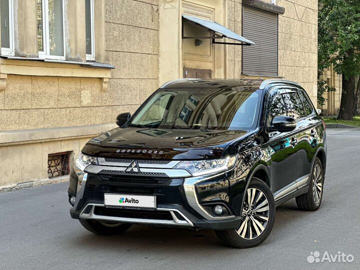 Mitsubishi Outlander 2.0 CVT, 2019, 97 500 км