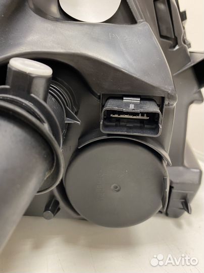 Фара левая Renault duster 10-15