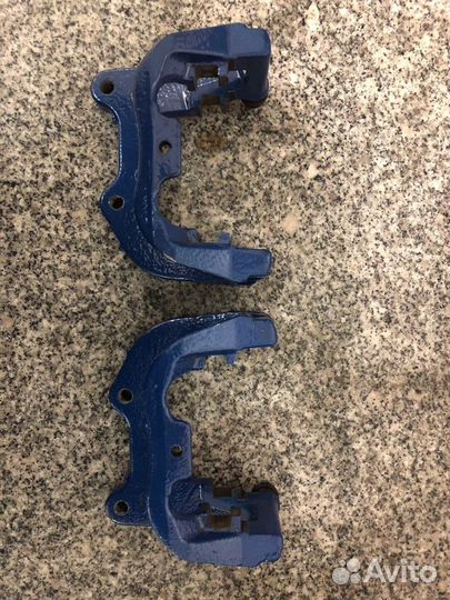 Скоба суппорта bmw