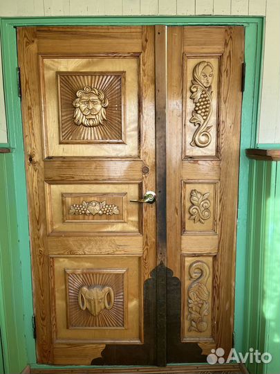 Двери разные