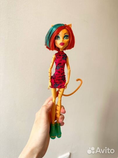 Кукла Monster High Торалей страйп кошка