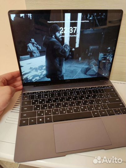 Huawei matebook 13