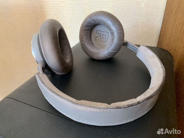 Беспроводные наушники Bang & Olufsen Beoplay H7
