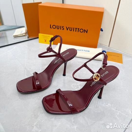 Босоножки женские Louis Vuitton 2025