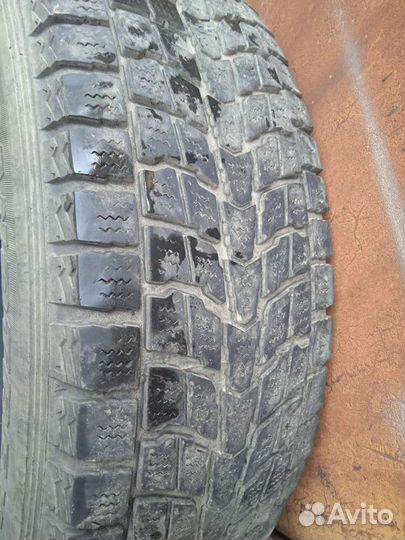 Dunlop D87M 225/65 R17