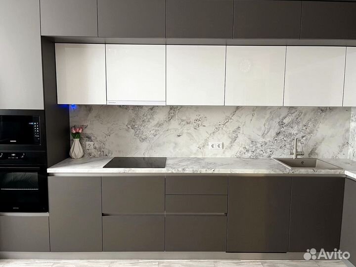 Кухонный гарнитур 