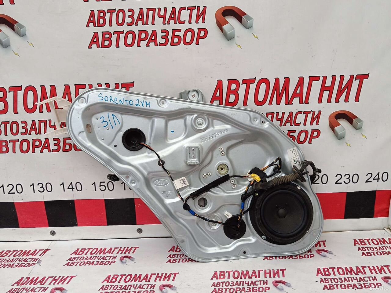 Стеклоподьемник задний левый Киа Соренто 2 XM