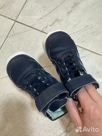 Ботинки детские adidas 23