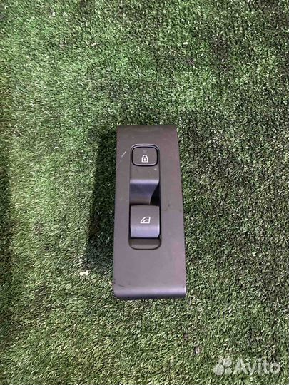Кнопки стеклоподъемников volvo XC40