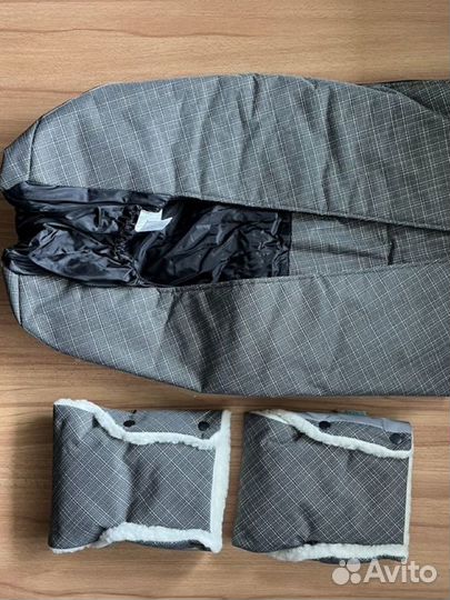 Накидка на ножки для коляски и муфты-варежки