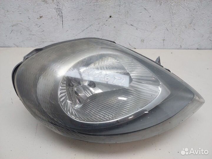 Фара (передняя) Opel Vivaro, 2002